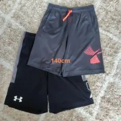 Under Armour ハーフパンツ グレー/ブラック　140cm