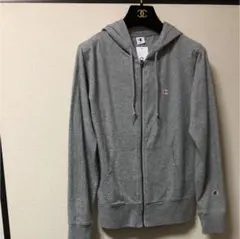 しまむら Champion フード付き パーカー 新品