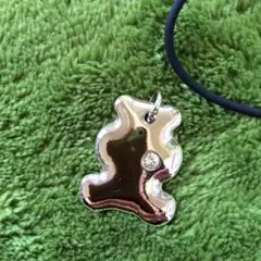 クマ？ モチーフ ペンダントネックレス