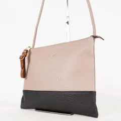 イアンヌ ショルダーバッグ美品  - レザー Vivienne Westwood（ヴィヴィアンウエストウッド） ショルダーバッグ