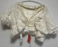 アイボリー ファー風 カーディガン　ボレロ