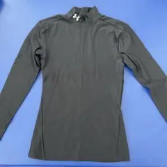 値引き可　アンダーアーマー　冬用　野球用　MD