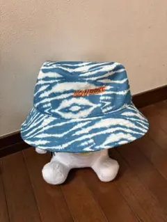 バケットハットのサムネイル