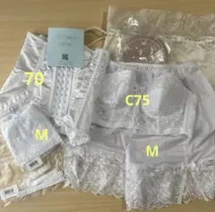 セモアブライダルインナー