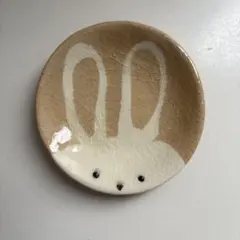 うさぎのお皿