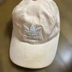 adidas ピンク ベースボールキャップ