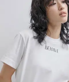 ADAM ET ROPE’プリントコンパクトTEE