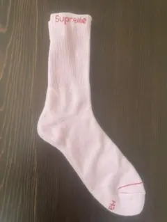 る*み様 Supreme ピンク ヘインズソックス 未使用 着払い‼️