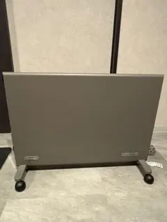 デロンギ セラミックヒーター HXJ80L12 - メルカリ