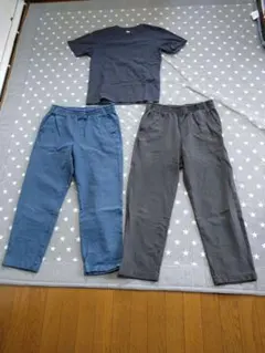 UNIQLO パンツ2本とTシャツセット Sサイズ