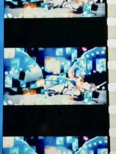 遮断フィールド内で横たわるほむら 来場者特典 フィルム 魔法少女まどか☆マギカ