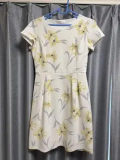 値下げ！toccocloset 花柄 半袖 ワンピース フィット＆フレア