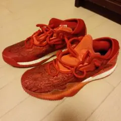 adidas レッド スニーカー