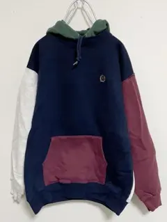 Item thumbnail for item 91f353b8-e99c-457b-840b-31ba0a38fa6e