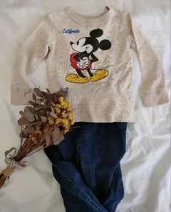 Item thumbnail for item a18c8f26-718e-4da9-b00b-a4149c28af97