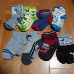 キッズ　靴下 8足セット カラフル