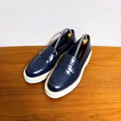 美品 PRADA プラダ コインローファー 厚底 レザーシューズ ネイビー 35のサムネイル