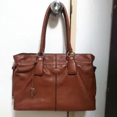 美品　Tod'sトッズ　Ｄバッグ　チャーム付き　ブラウンのサムネイル