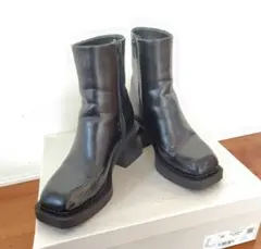 ZARAジップアップショートブーツザラスクエアトゥ