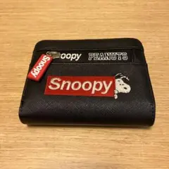 SNOOPY スヌーピー 財布 ウォレット 黒  二つ折り 子供 レディース