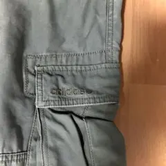 adidas カーゴパンツ オリーブグリーン　アディダス