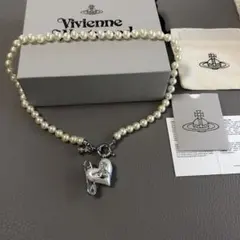 Vivienne Westwood ・ORIETTAパールネックレス