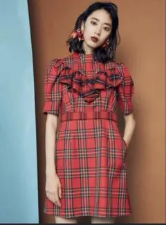 PAMEO POSE 赤　チェックミニワンピースのサムネイル