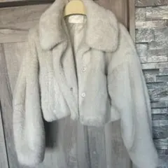iseeroom fur coat ファーコート white - メルカリ