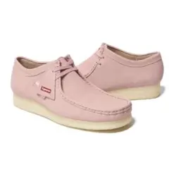Supreme × Clarks Reflective Wallabee
