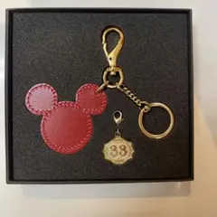 【限定品/新品未使用】ディズニー club33 キーリングのサムネイル