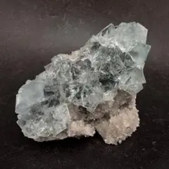 【美結晶/コロンと丸いジオード】マダガスカル産 セレスタイト 原石 クラスター 美結晶/コロンと丸いジオード】マダガスカル産 セレスタイト 原石