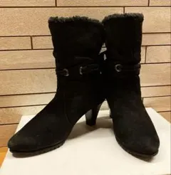 【値下げ】【美品】うさぎや 2way ショートブーツ 23cm