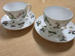 ウェッジウッド　ワイルドストロベリー　ティーカップ＆ソーサー　2客セット