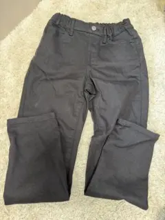 ブラック　パンツ　130センチ