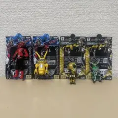 特命戦隊　ゴーバスターズ　仮面ライダー　キーホルダー　セット