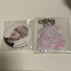 INI XQUARE カプセルトイ　キーホルダー　缶バッチ　佐野雄大