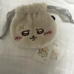 ちいかわ　ラッコ先輩　ガチャガチャ巾着、シール