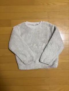 クリーム色 トレーナー 140