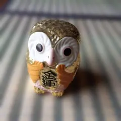 金色のフクロウの置物 日本製