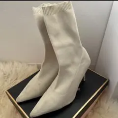 qungアイボリー ニット ソックスブーツ　ホワイト　ヒール　dholic 韓国