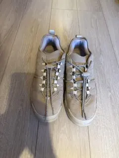 UGG スニーカー ベージュのサムネイル