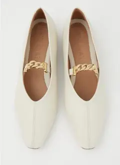 未使用品　STACCATO 白24.5㎝フラットシューズのサムネイル