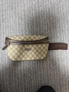 GUCCI GGパターン ボディバッグ