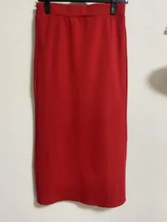 赤スカート