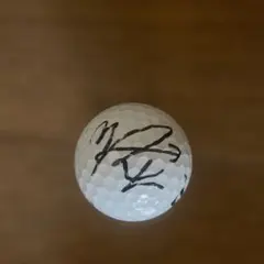 吉田鈴選手 サイン入りゴルフボール - メルカリ