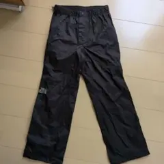 ノースフェイス　グレー レインパンツ　撥水　防水　カッパ　野外活動にも　140