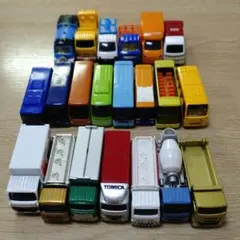 トミカ　まとめ売り　２１台　トラック バス