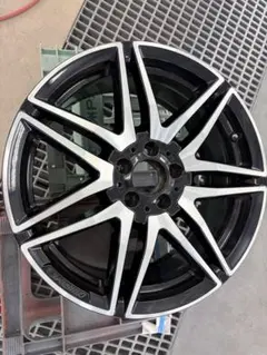 メルセデス・ベンツ AMG 19インチ ホイールのサムネイル