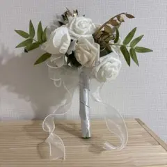 ホワイトラウンドブーケ シルクリボン付き