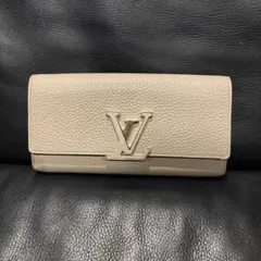 Louis Vuitton ベージュ 長財布 カプシーヌ